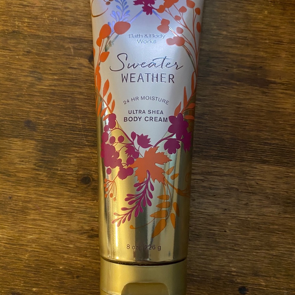 Bath and body works sweater weather body cream